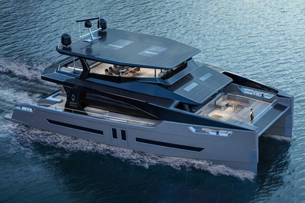 Twin body luxury yacht 28.5m